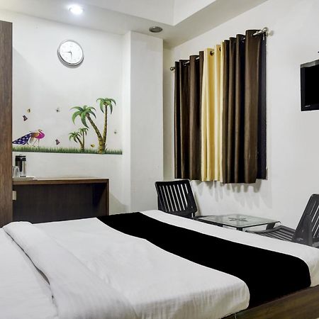 Hotel O Aditya Palace Bhopal Eksteriør bilde