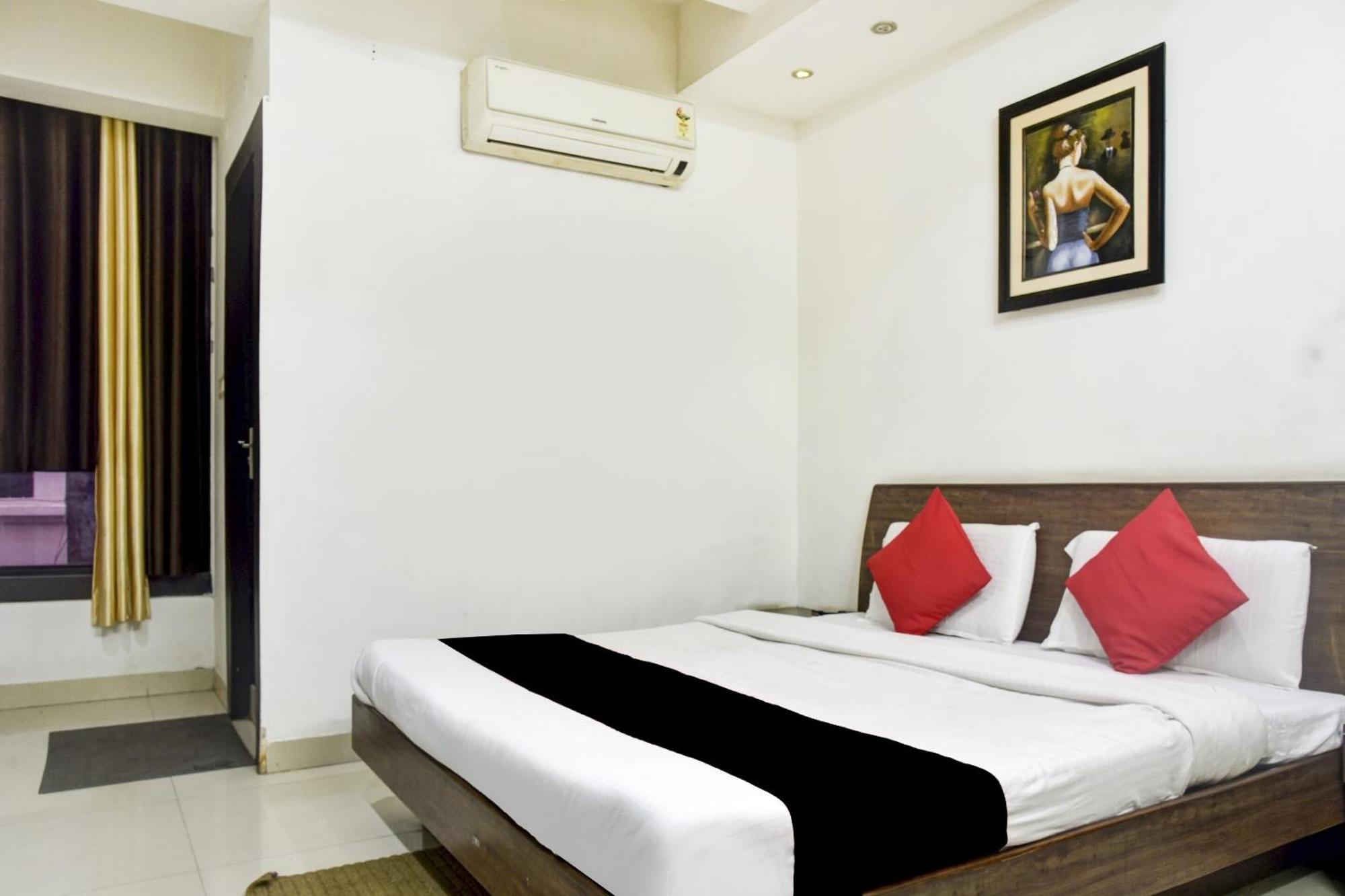 Hotel O Aditya Palace Bhopal Eksteriør bilde