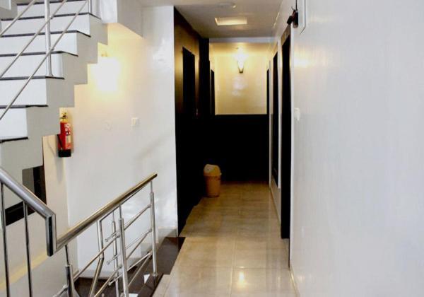 Hotel O Aditya Palace Bhopal Eksteriør bilde